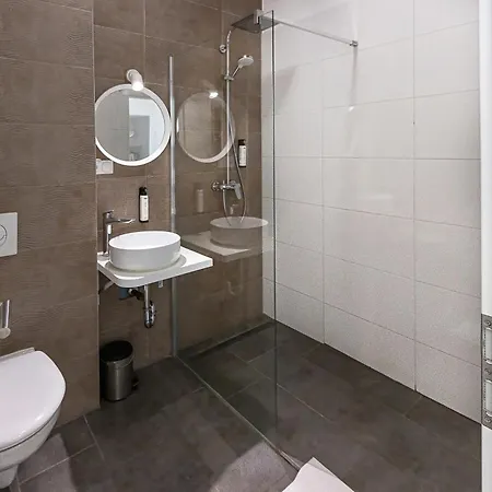 Plage-on Panzio 4* Siofok