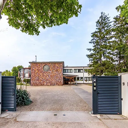 Plage-on Panzio Отель типа 