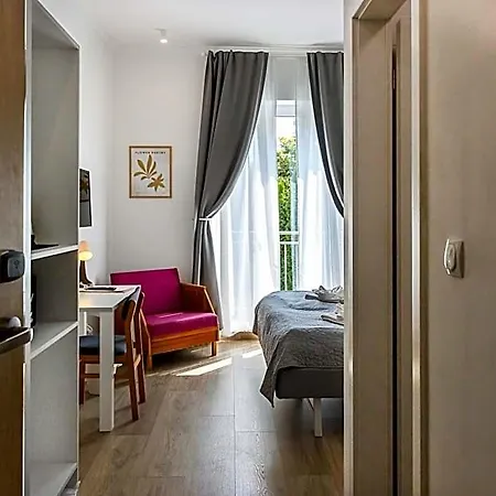 Plage-on Panzio Bed & Breakfast Siofok