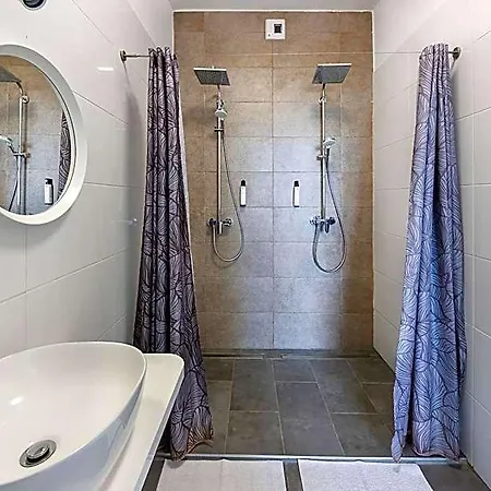 Plage-on Panzio Bed & Breakfast Siofok
