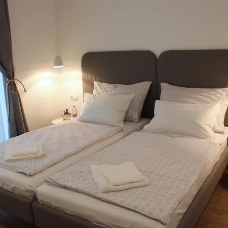Plage-on Panzio 4*