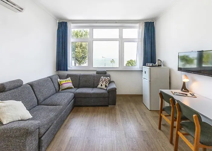 Plage-on Panzio Bed & Breakfast