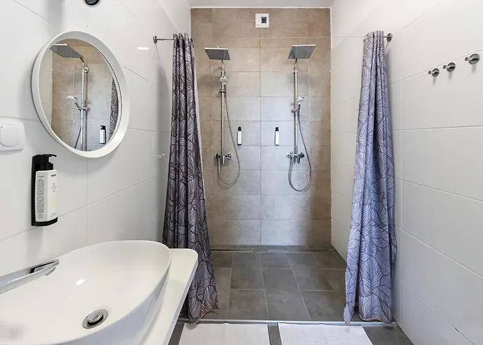 Plage-on Panzio Bed & Breakfast 4*