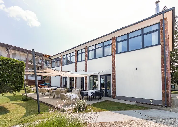 Bed & Breakfast Plage-on Panzio Siófok