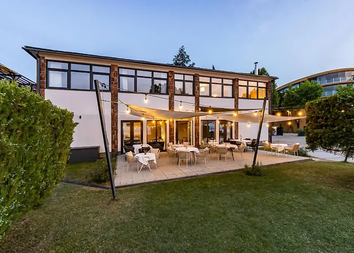 Plage-on Panzio Bed & Breakfast 4*